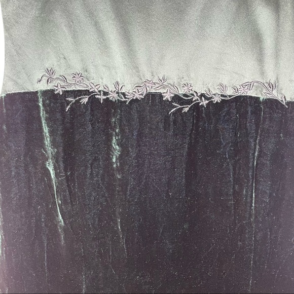 PETITE SOPHISTICATE Dark Green Velvet & Silk Sheath Dress Size 14 - Picture 2 of 7